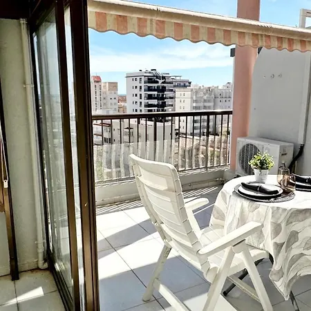 Apartment Reyna - Alquiler Solo A Familias *